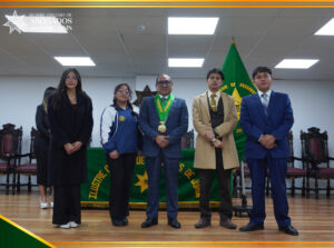 Encuentro de los participantes con el Decano del ICAJ, reafirmando el respaldo institucional.